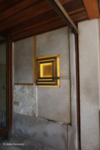 Moderner Eingang/Scarpa-Olivetti, Foto&copy;Heike Steinmetz